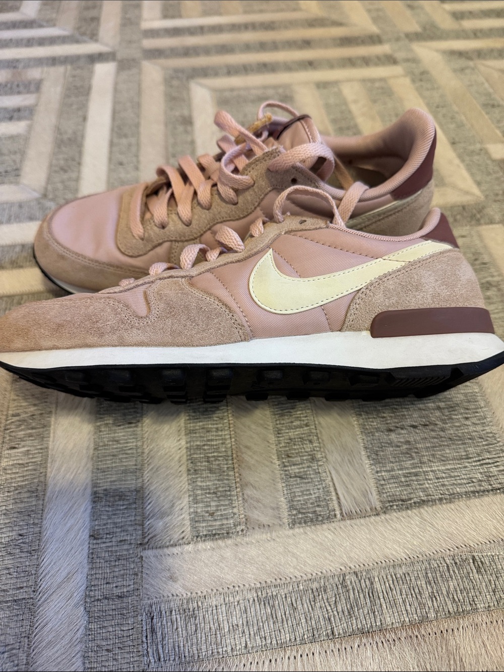 Nike Womenโs Casual Sneakers - Pink & Cream